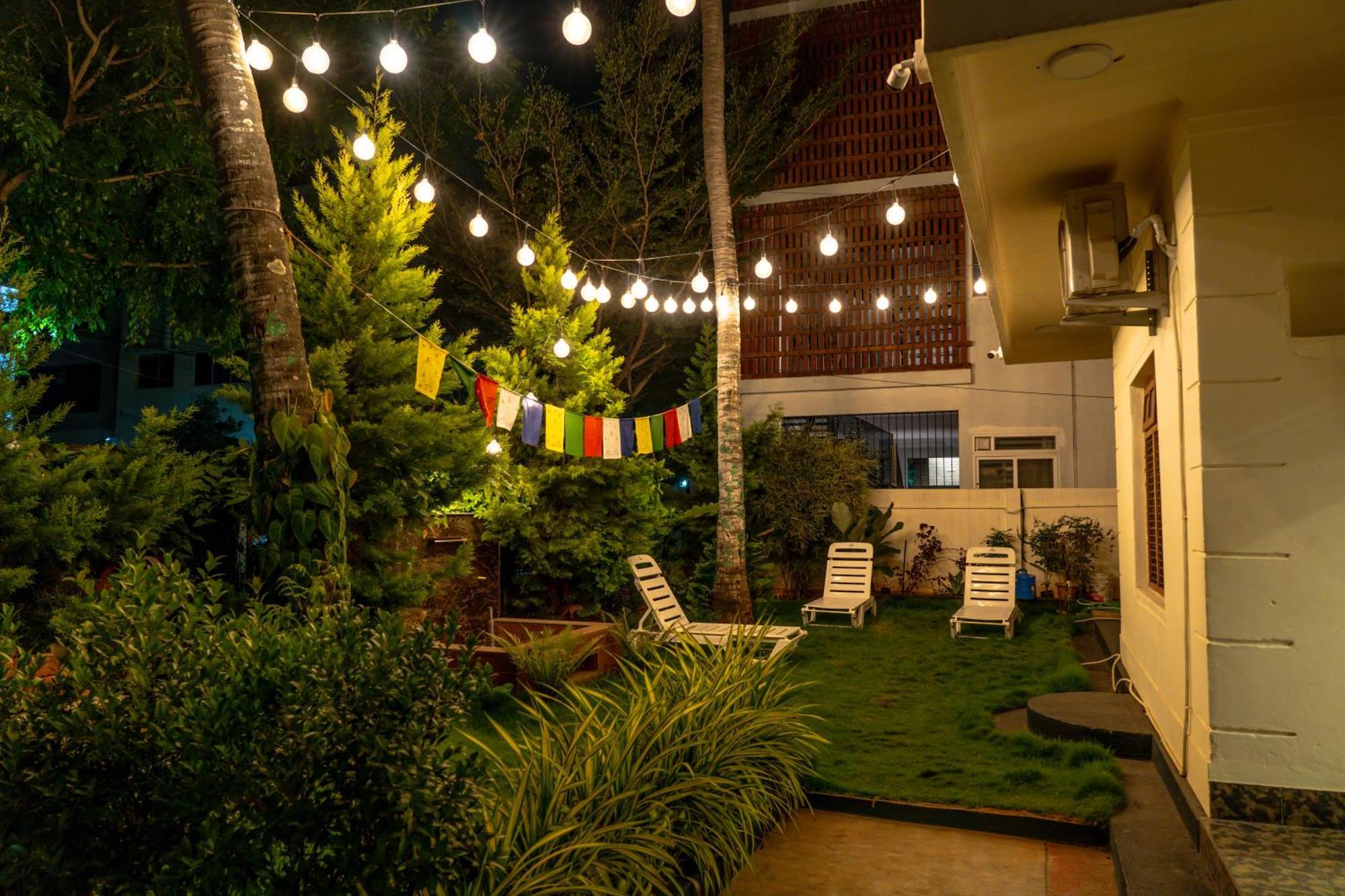 Hostel Leo Vishroam Mysuru Zewnętrze zdjęcie
