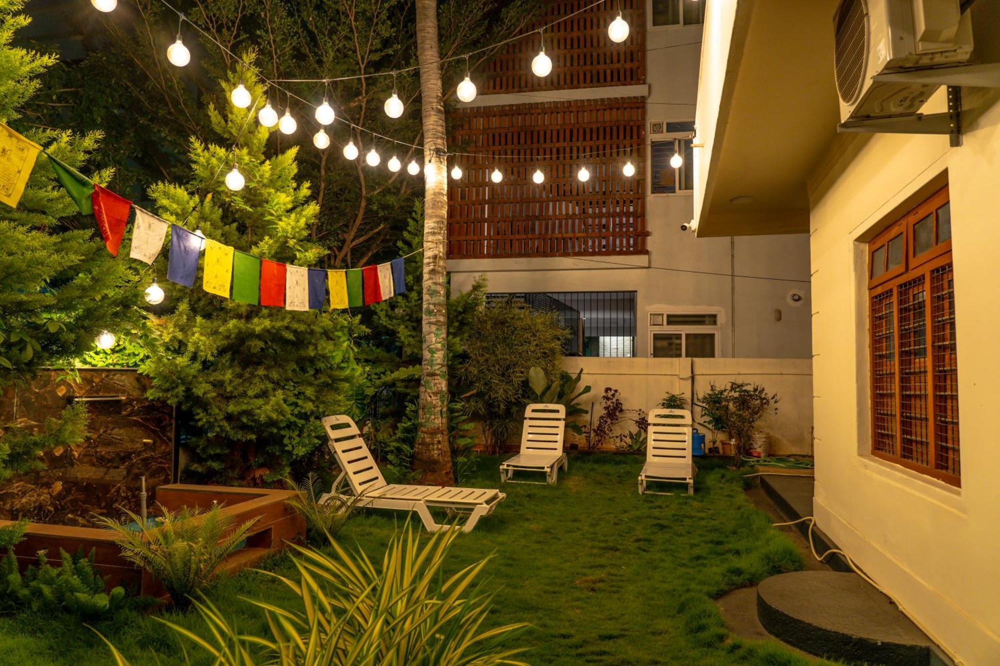 Hostel Leo Vishroam Mysuru Zewnętrze zdjęcie