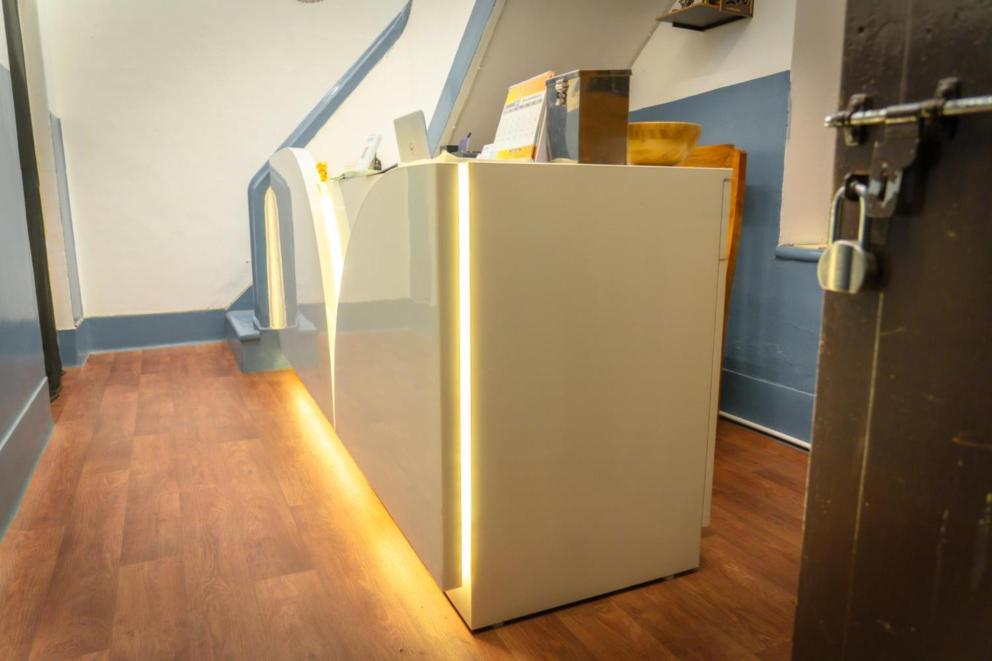 Hostel Leo Vishroam Mysuru Zewnętrze zdjęcie