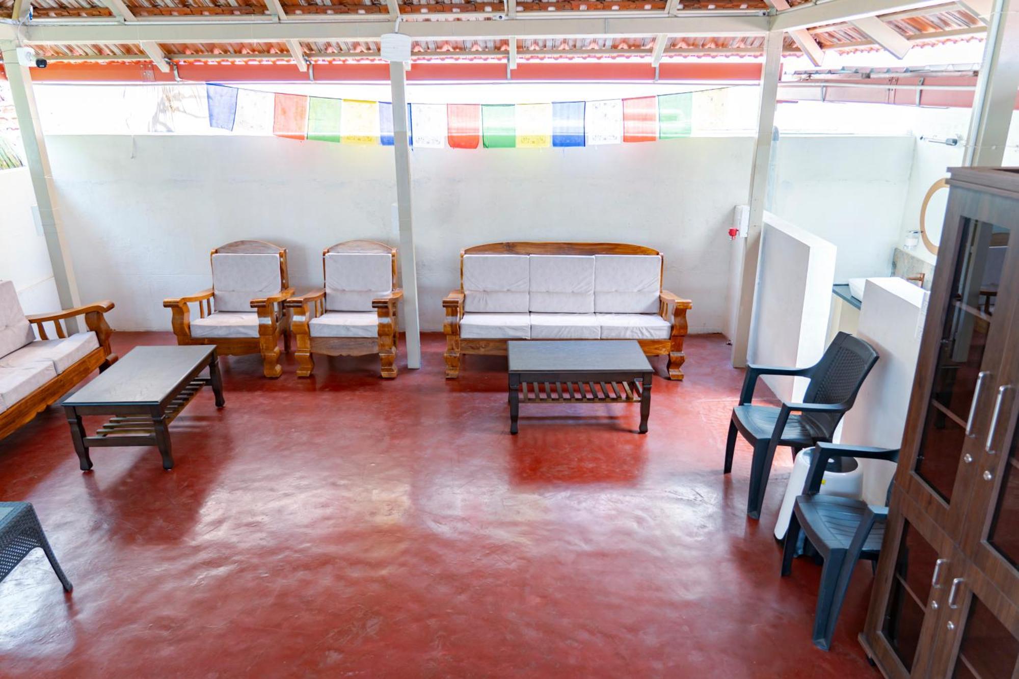 Hostel Leo Vishroam Mysuru Zewnętrze zdjęcie