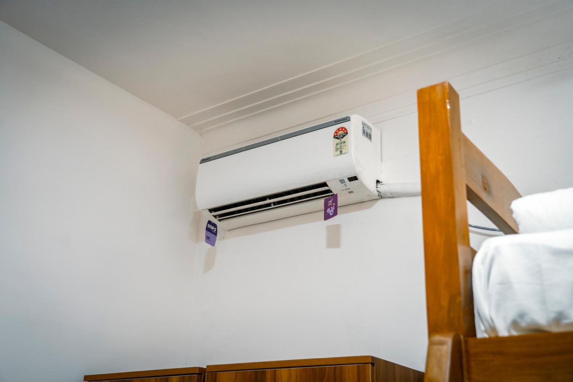 Hostel Leo Vishroam Mysuru Zewnętrze zdjęcie