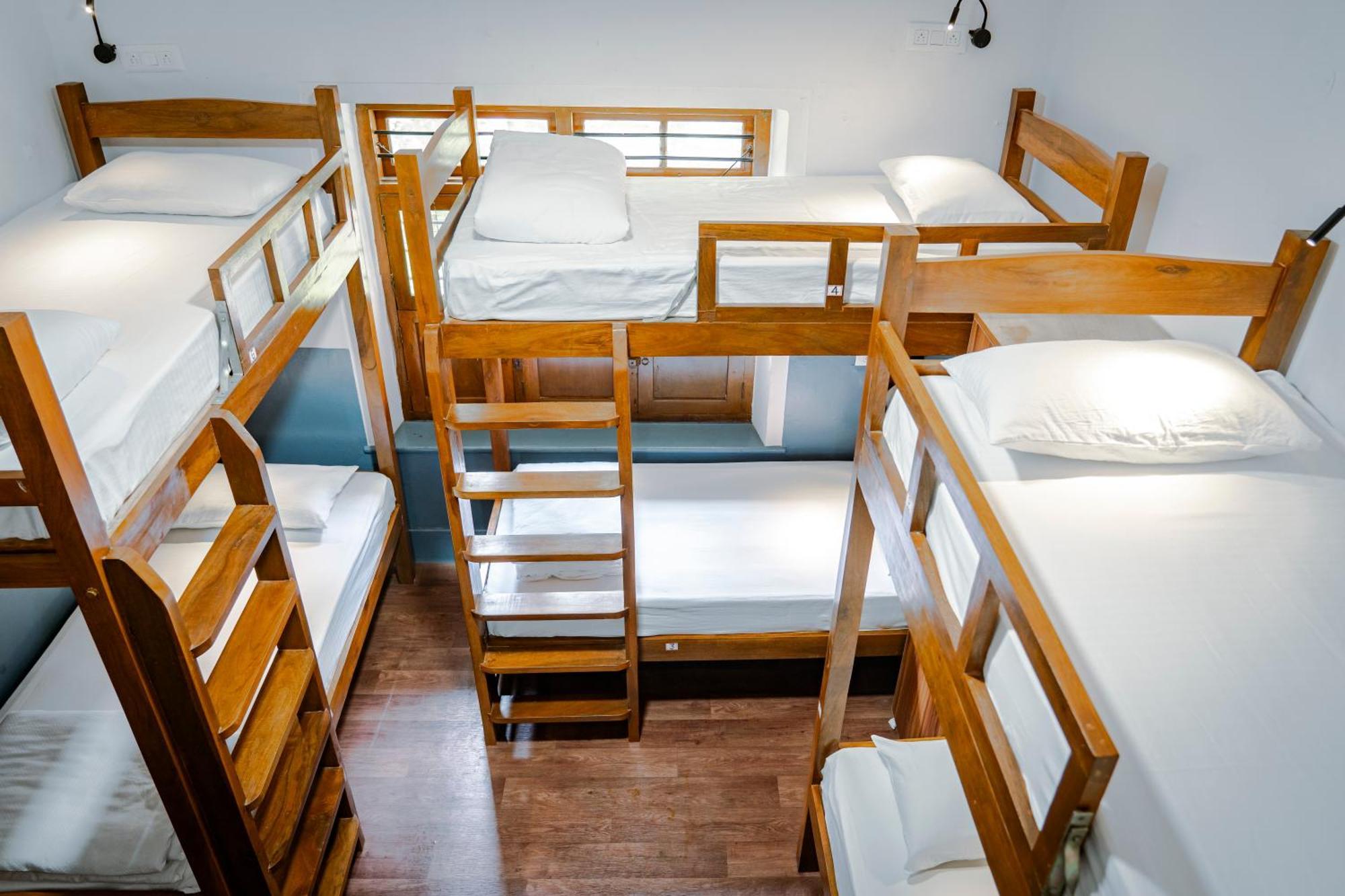 Hostel Leo Vishroam Mysuru Zewnętrze zdjęcie
